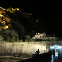 Surların içindeki Kotor şehri