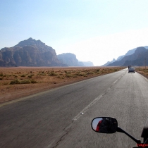 wadi-rum-yolu-11