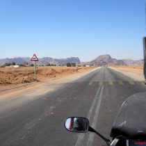 wadi-rum-yolu-22